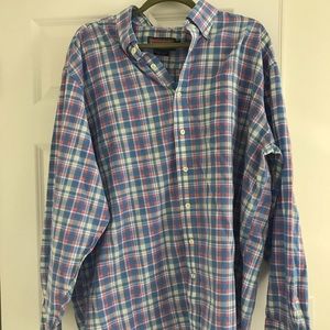 Brand new Vineyard Vines Men’s button down shirt